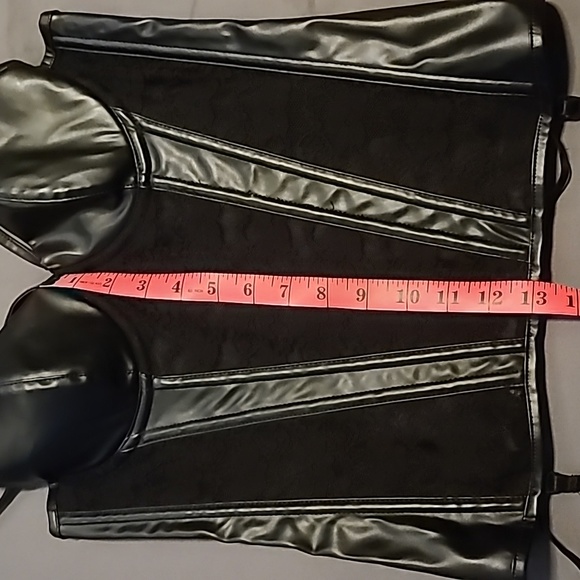 Black lace and faux leather buster corset top - Picture 13 of 14